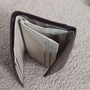 LEVENGER Brown Leather Wallet